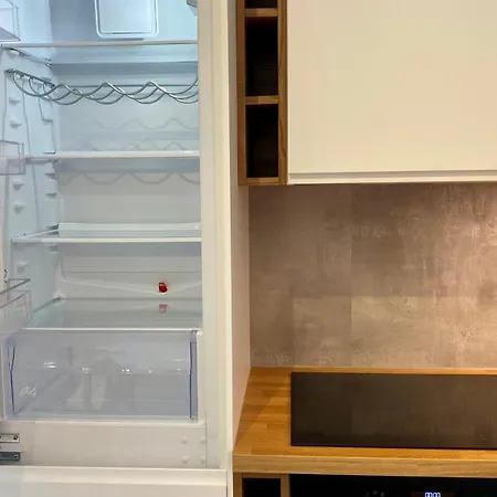 Lootsi Haven - Modern City Apartment With Free Parking * Tallinn
