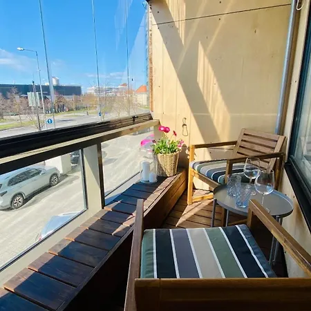 Apartment Lootsi Haven - Modern City Apartment With Free Parking