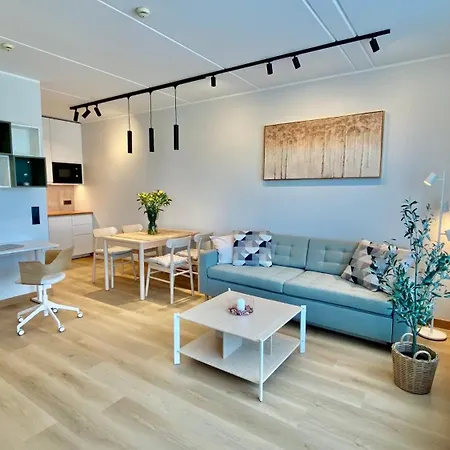 Lootsi Haven - Modern City Apartment With Free Parking * Tallinn