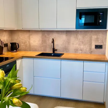 Lootsi Haven - Modern City Apartment With Free Parking *