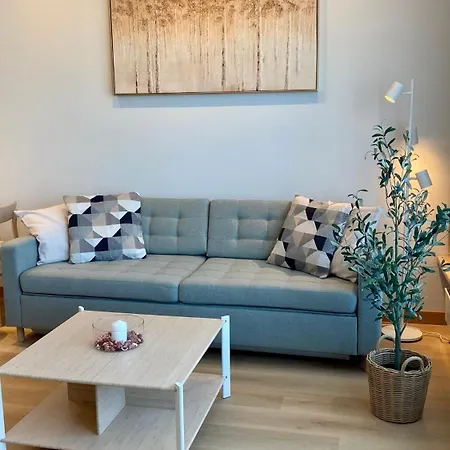 Lootsi Haven - Modern City Apartment With Free Parking Apartment *