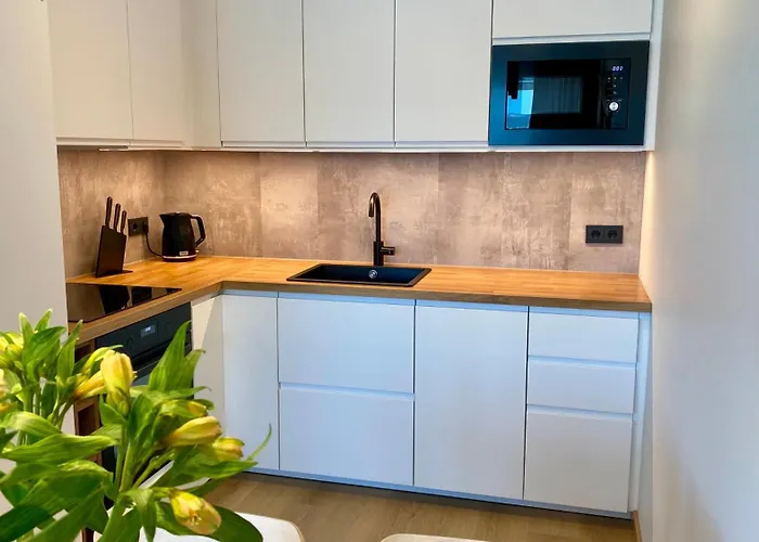 Lootsi Haven - Modern With Free Parking *